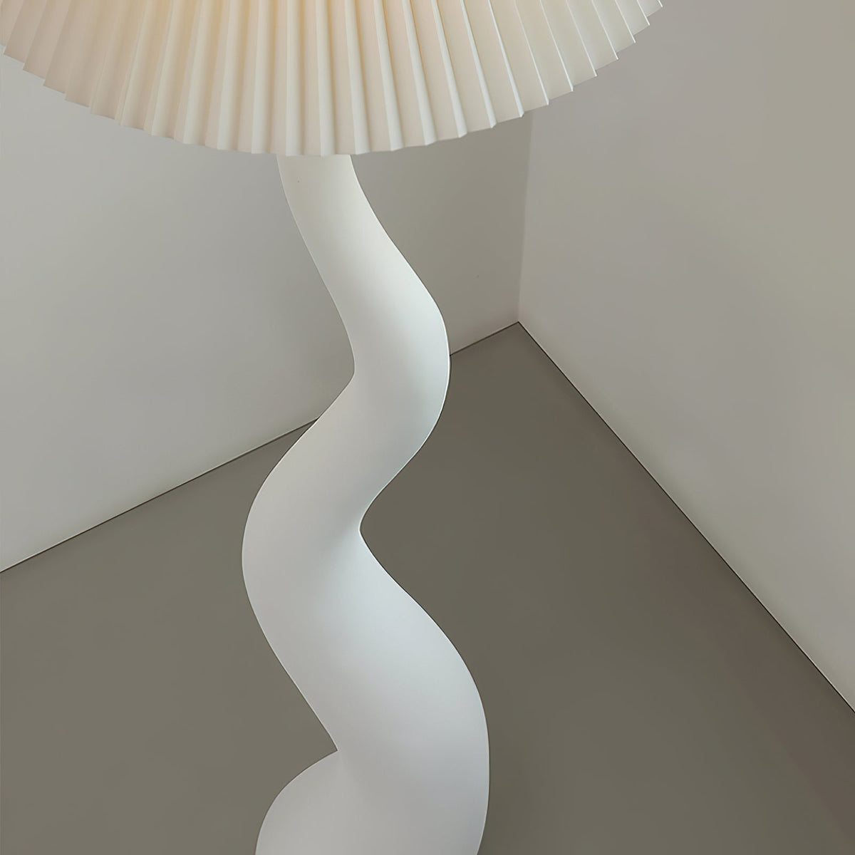 Serpent vloerlamp