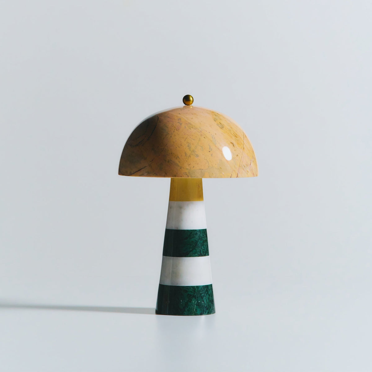 Ollie tafellamp van marmer