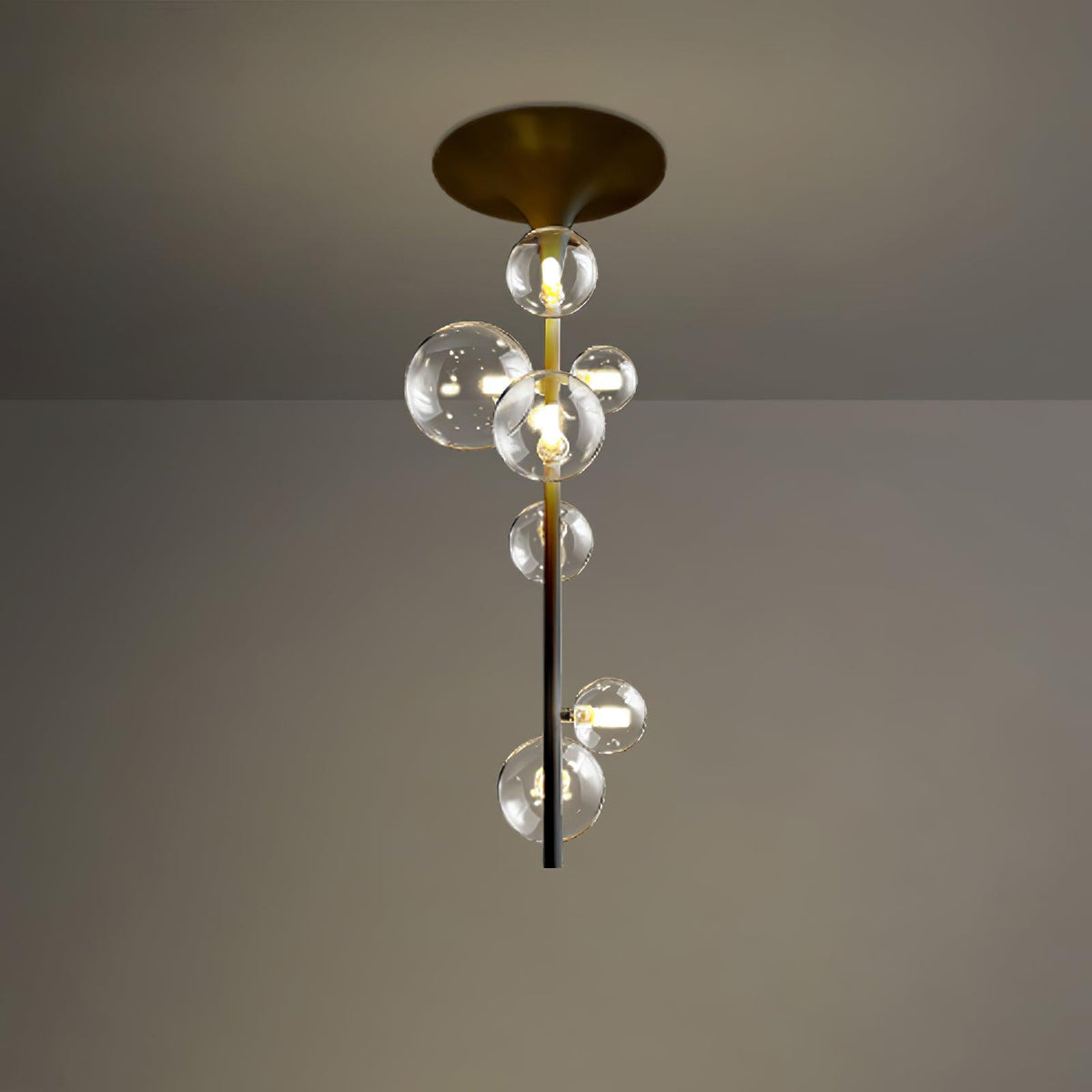 Celeina hanglamp van messing met cascaderend glas voor de gang