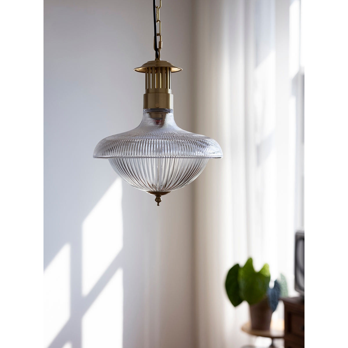Velenora hanglamp van goudkleurig met helder