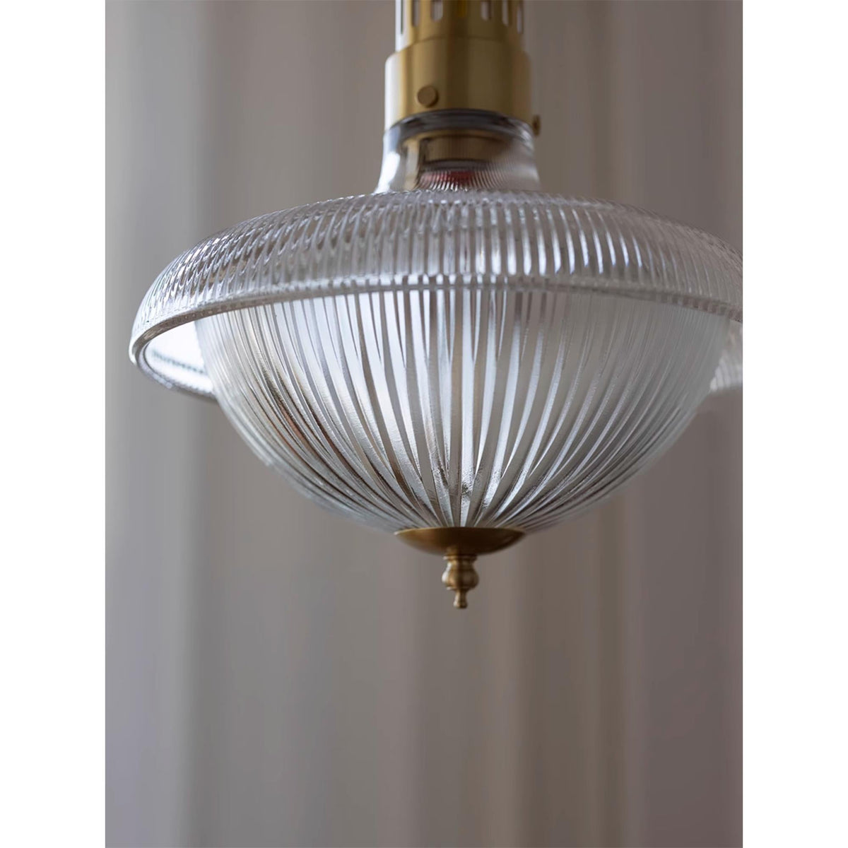 Velenora hanglamp van goudkleurig met helder