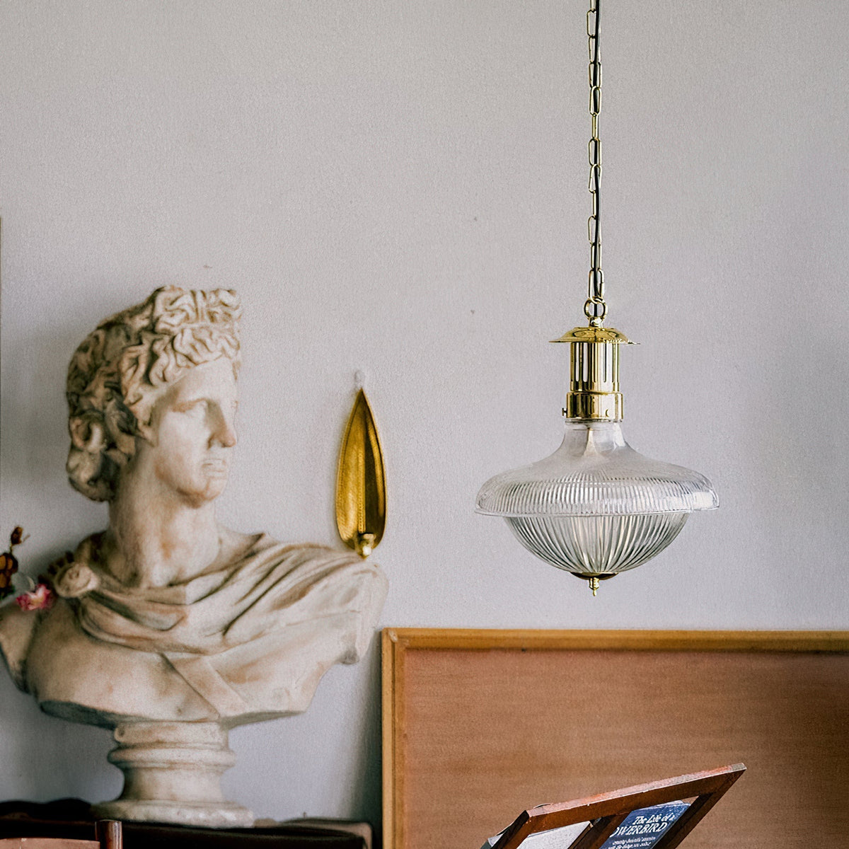 Velenora hanglamp van goudkleurig met helder