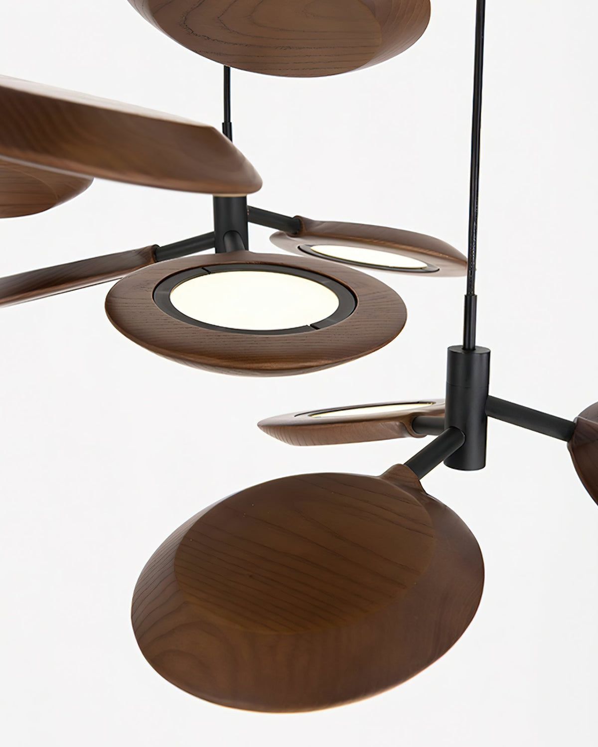 Alnoraris hanglamp met drie lagen van houten schijven