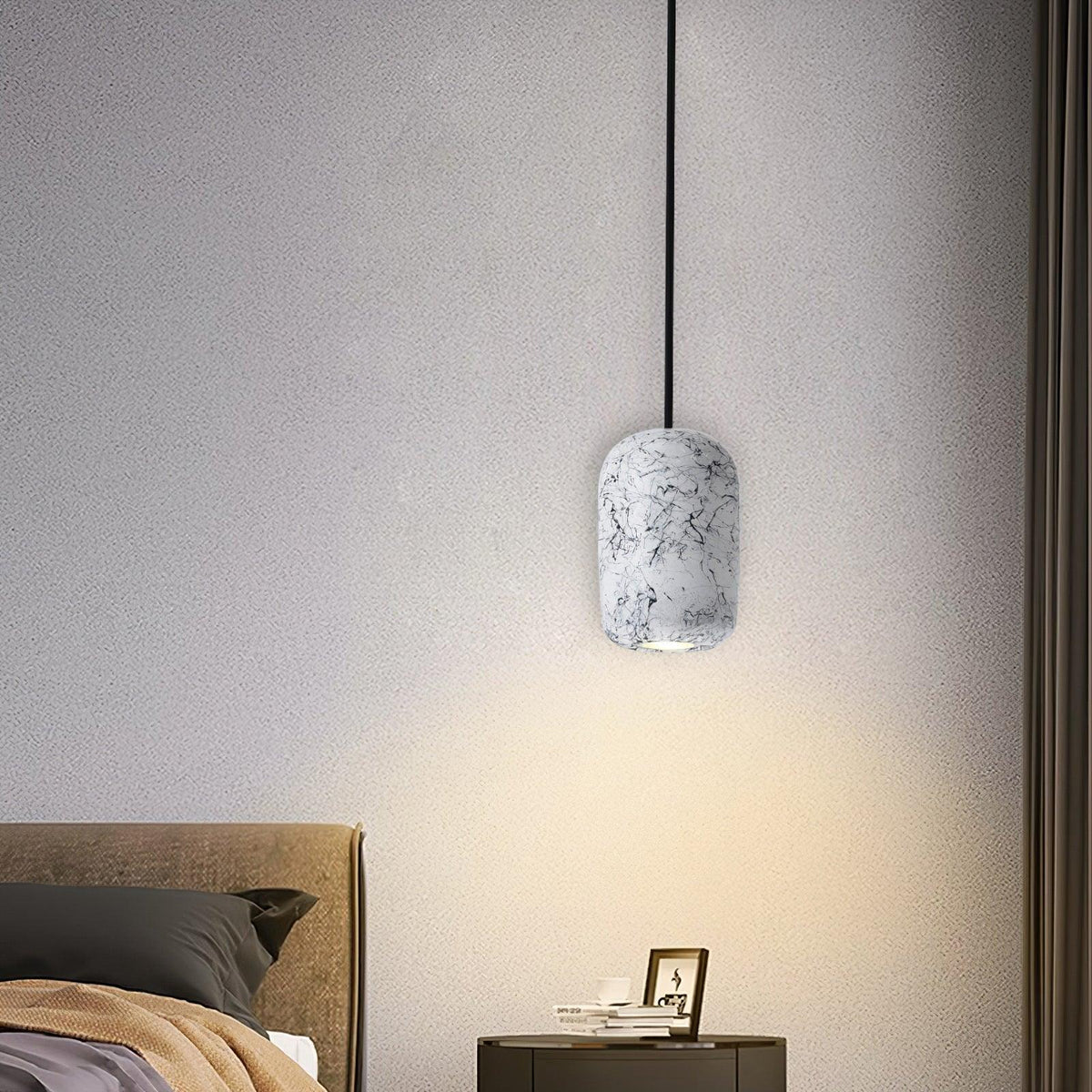 Moderne hanglamp van marmer en cement