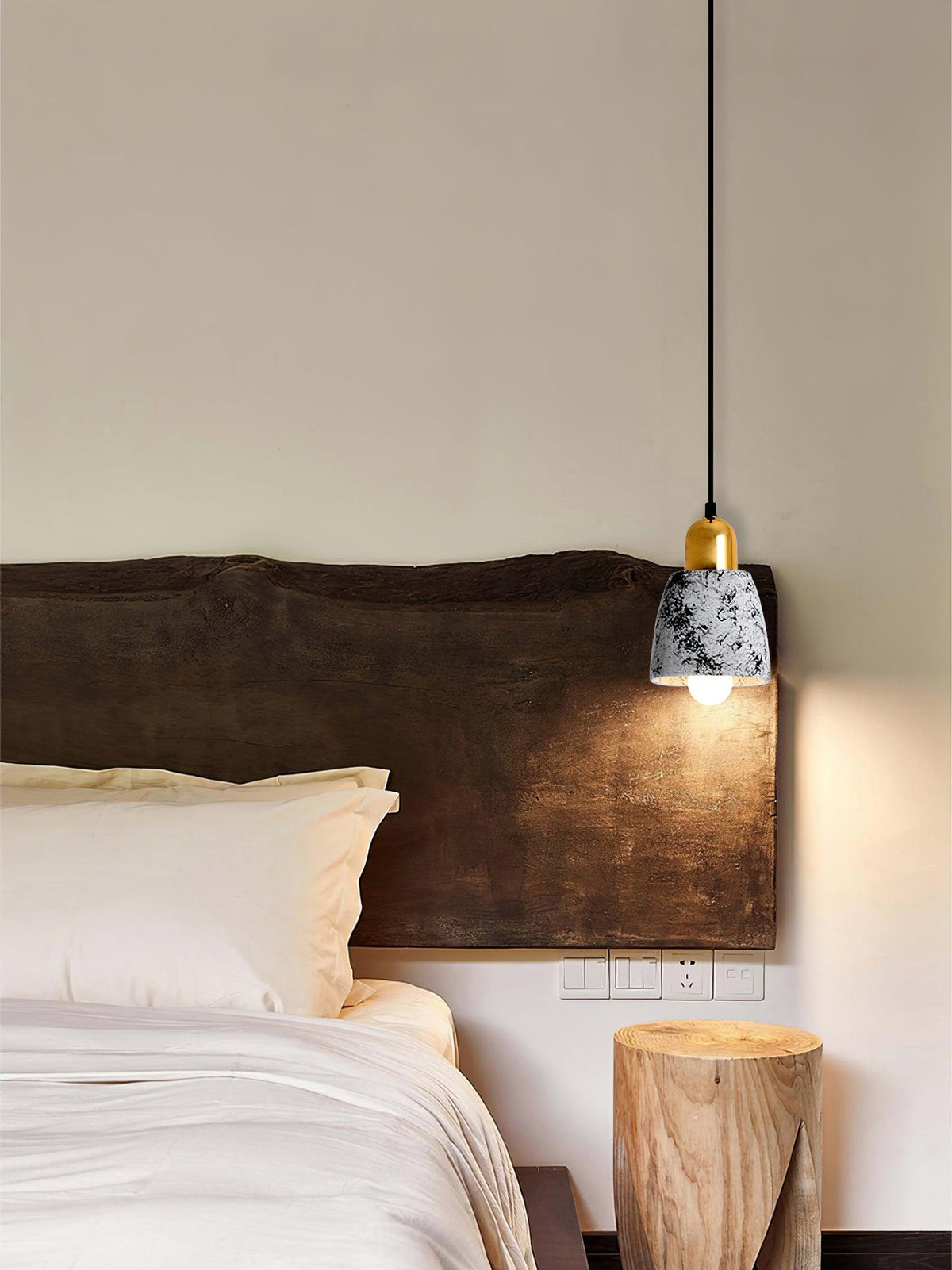 Moderne hanglamp van marmer en cement