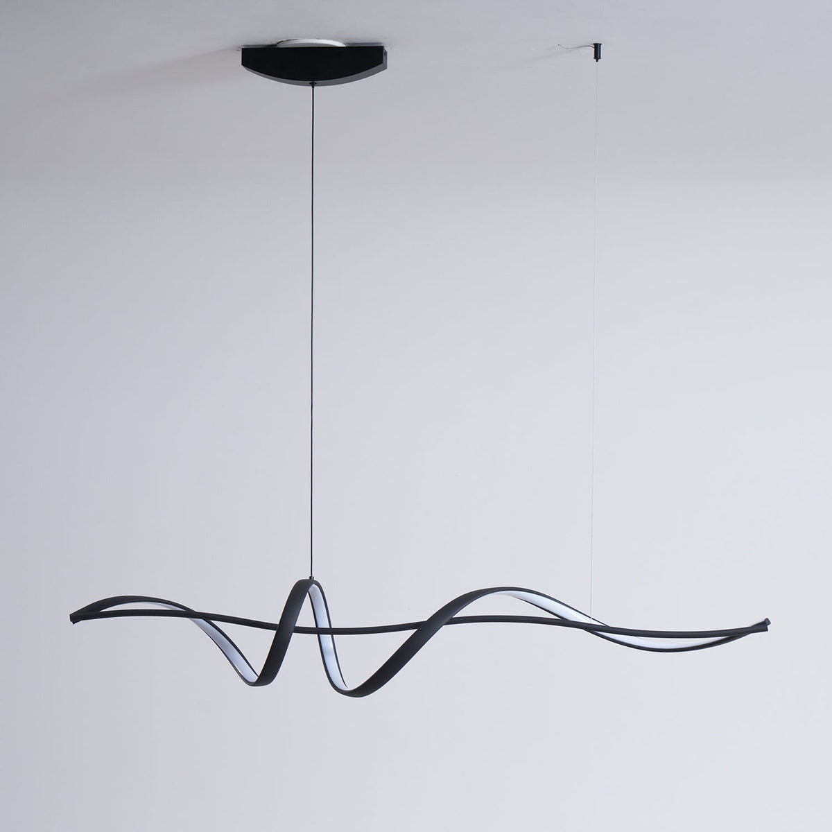 Calelina modern zwart LED Wave hanglamp