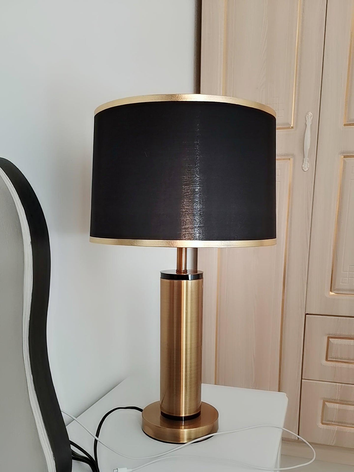 Cur moderne tafellamp in goudkleurige afwerking