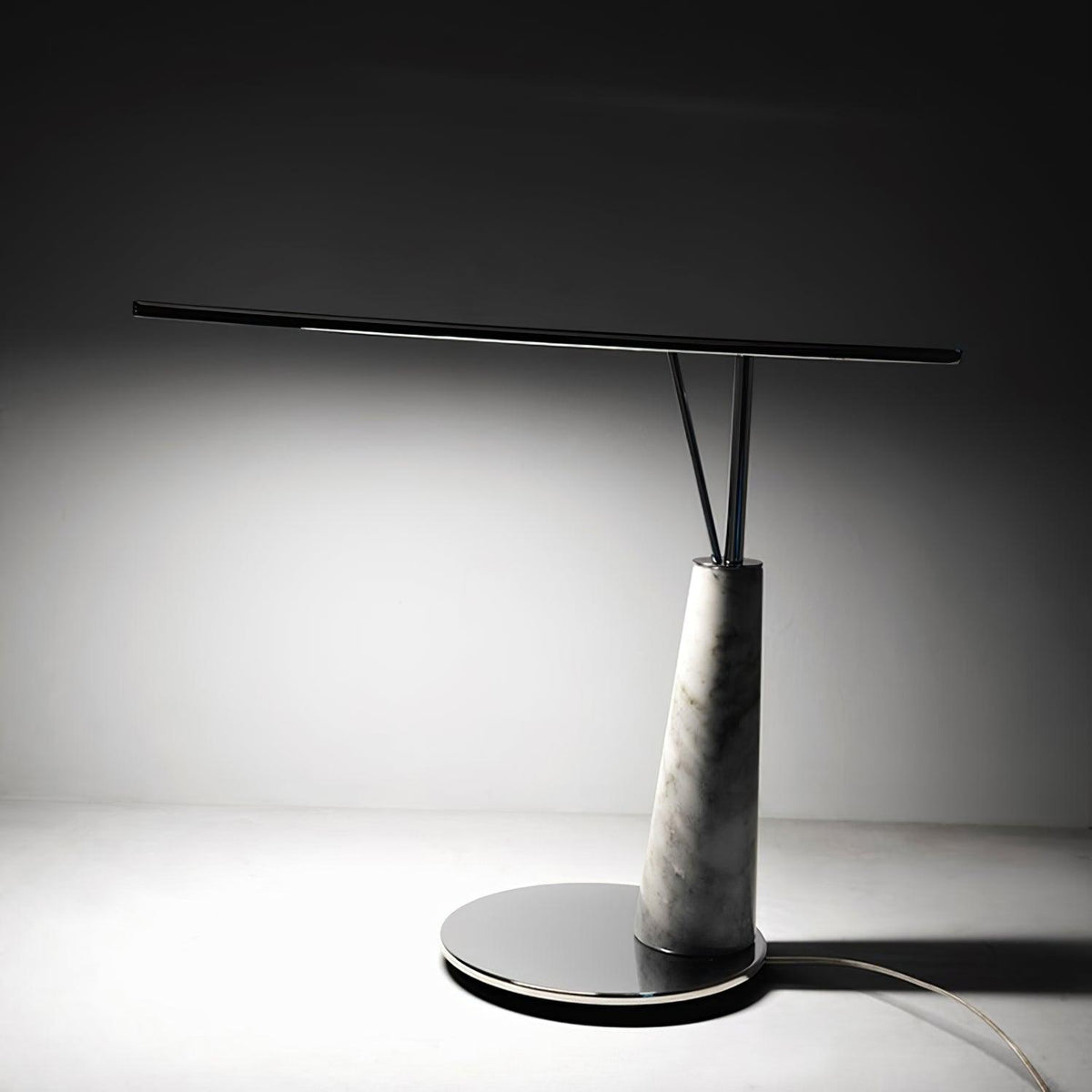 Lunaris Moderne tafellamp van Marmer