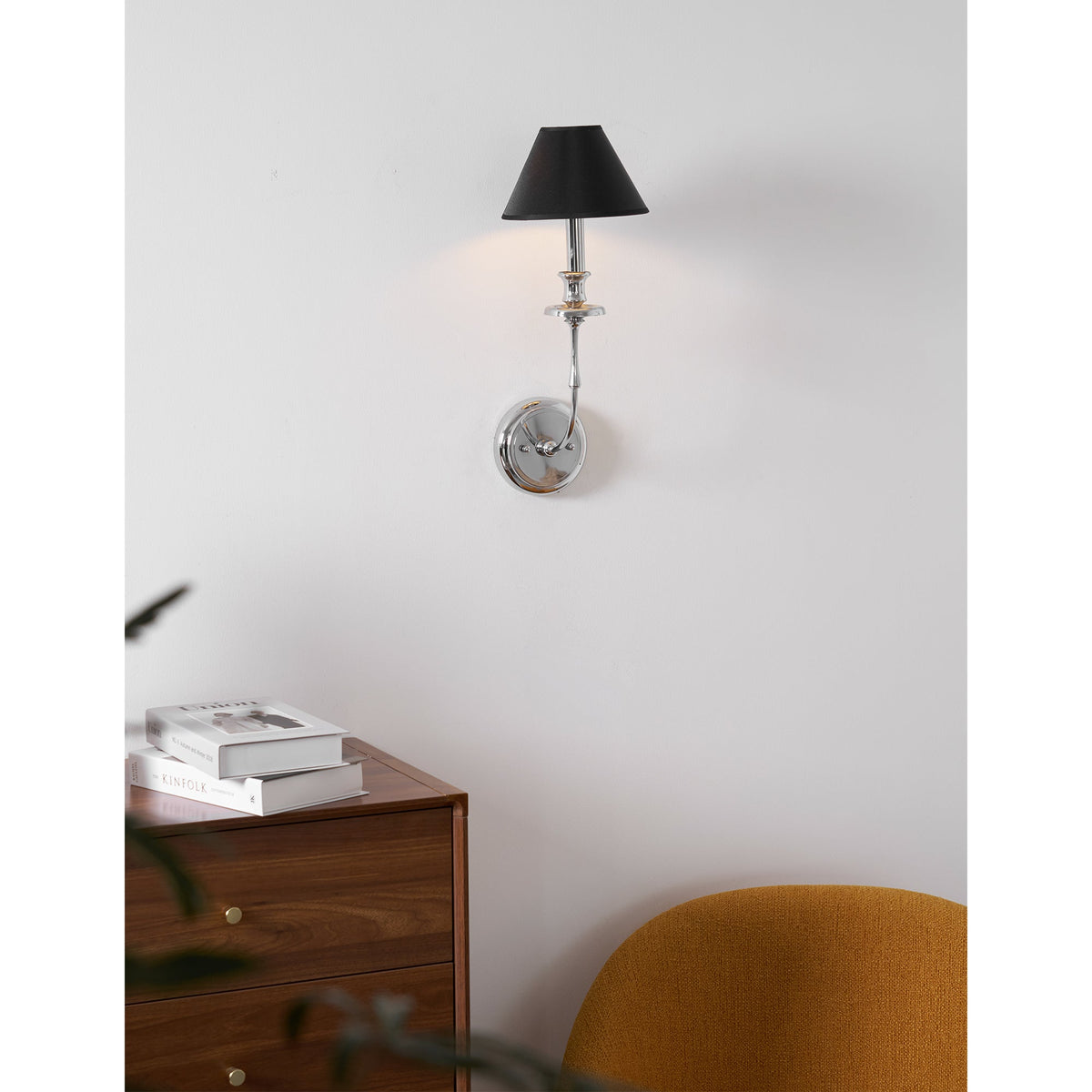 Viraarine wandlamp