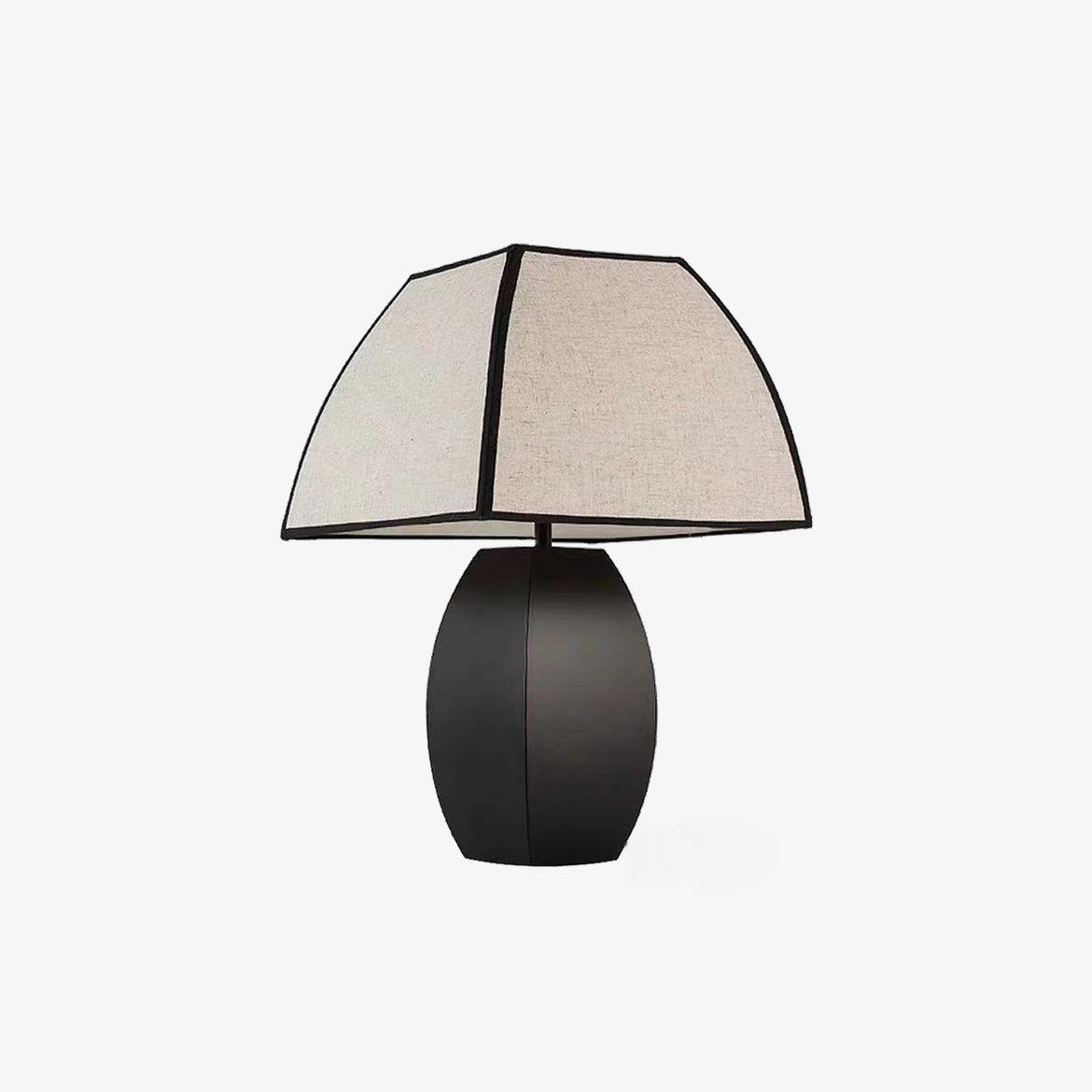 Alux Minimalistische tafellamp van textiel