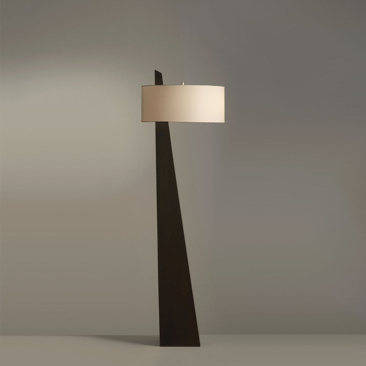 Renalise Obelisk vloerlamp