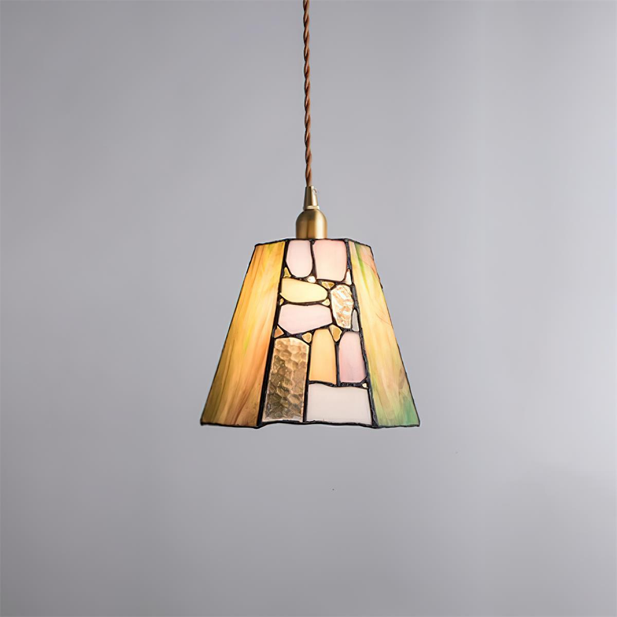 Fira Tiffany-stijl hanglamp met gevuld glas