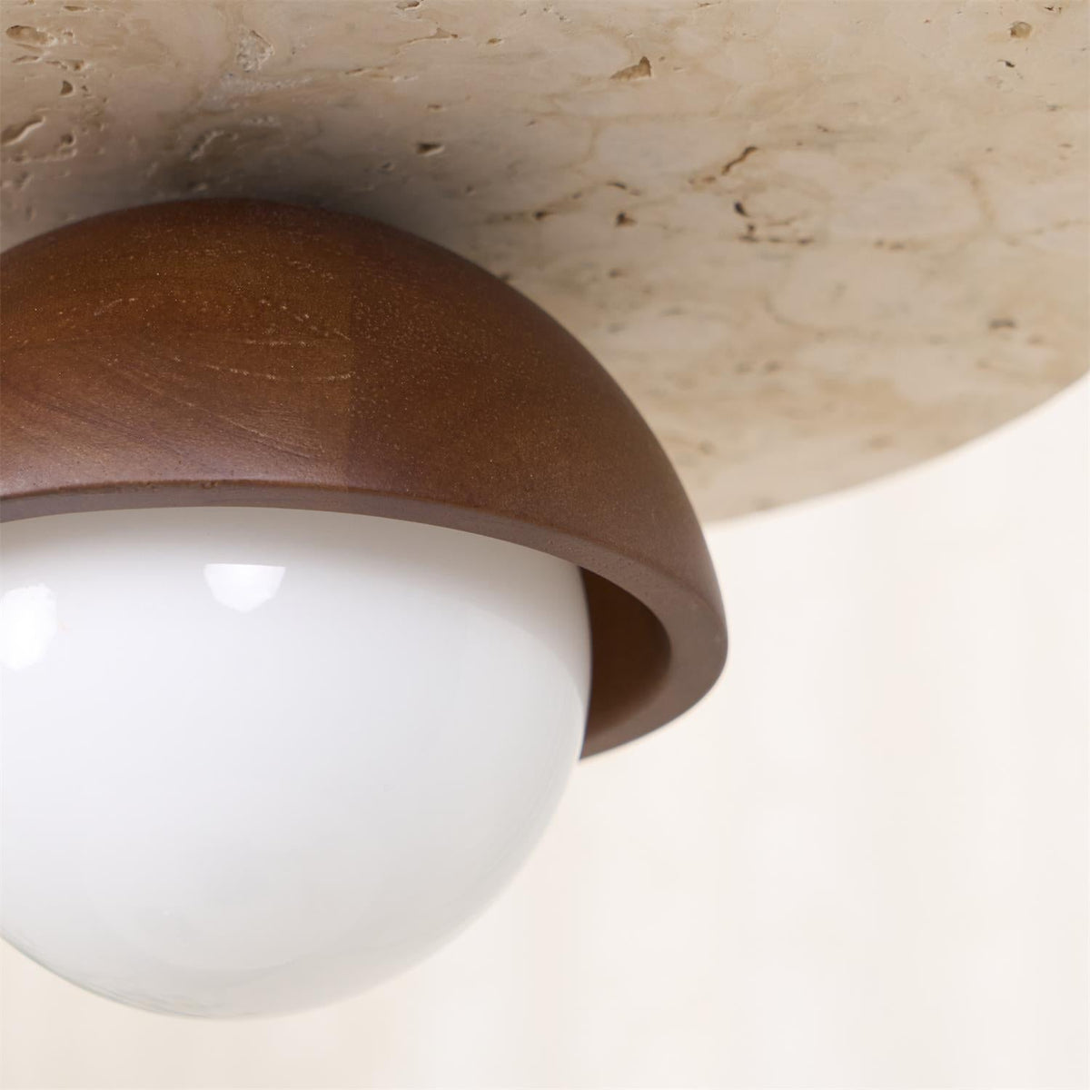 Calvion hanglamp travertin hout glas bol
