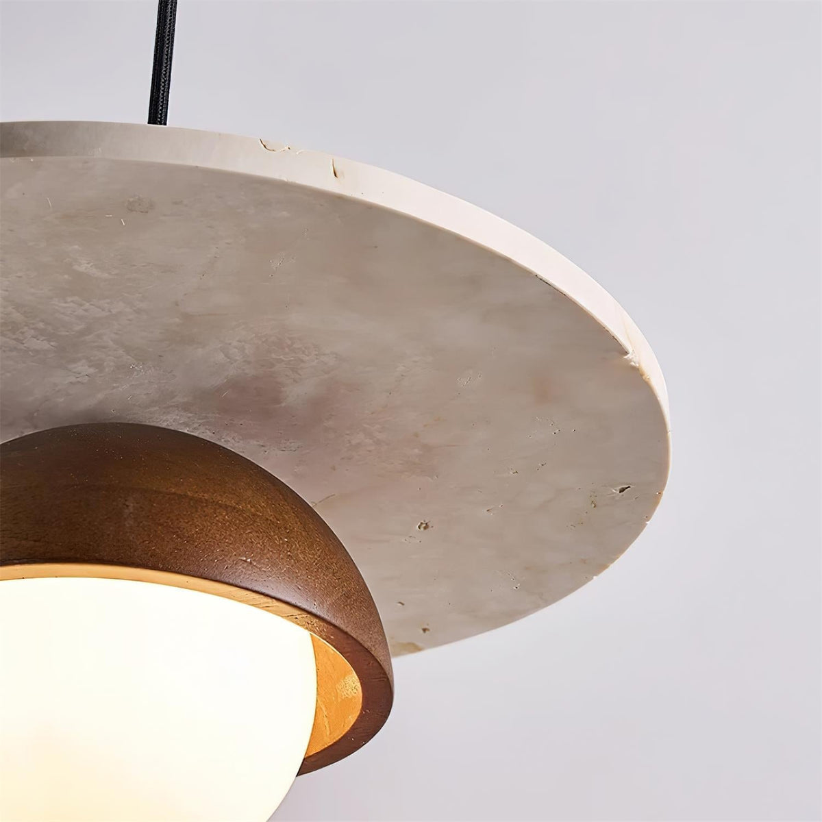 Calvion hanglamp travertin hout glas bol