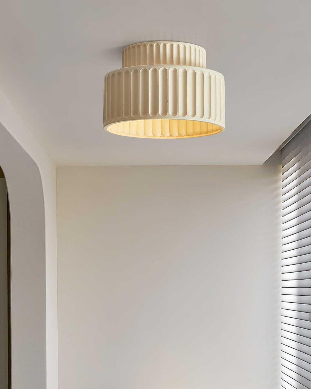 Lucaraine plafondlamp met geplooide acryl lampenkap