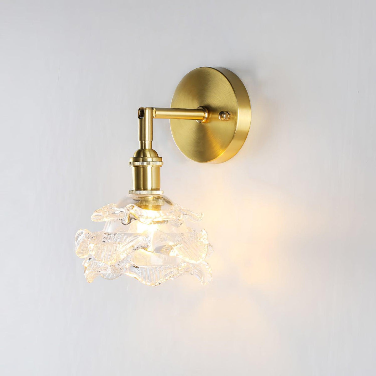 Petal Vintage messing wandlamp met bloemblaadjes