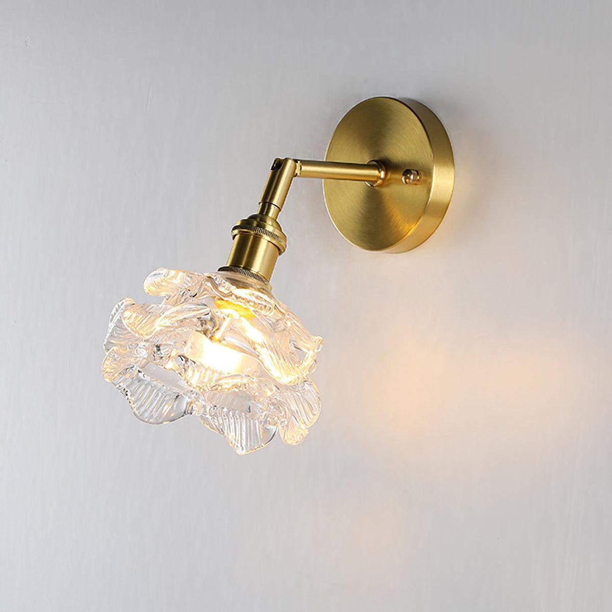 Petal Vintage messing wandlamp met bloemblaadjes