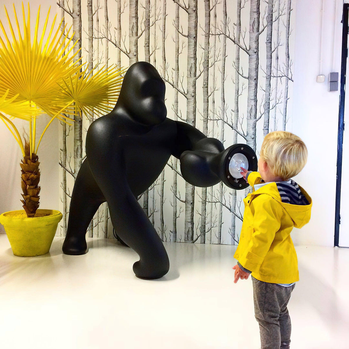 Gorilla vloerlamp