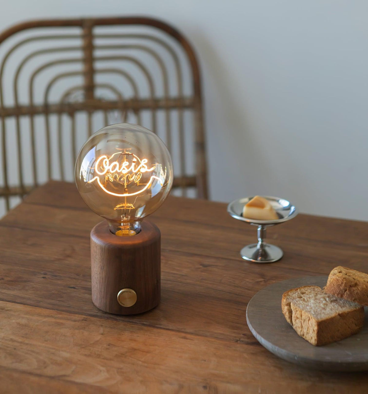 Altheil Retro houten tafellamp