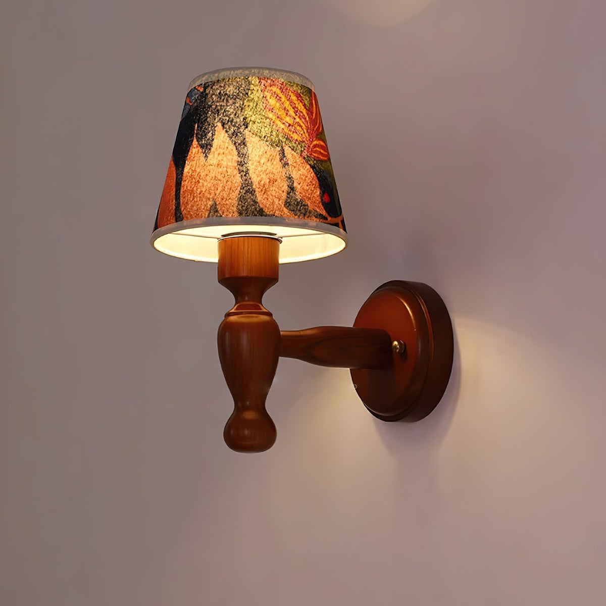Orbel Mapleleaf wandlamp met houten element