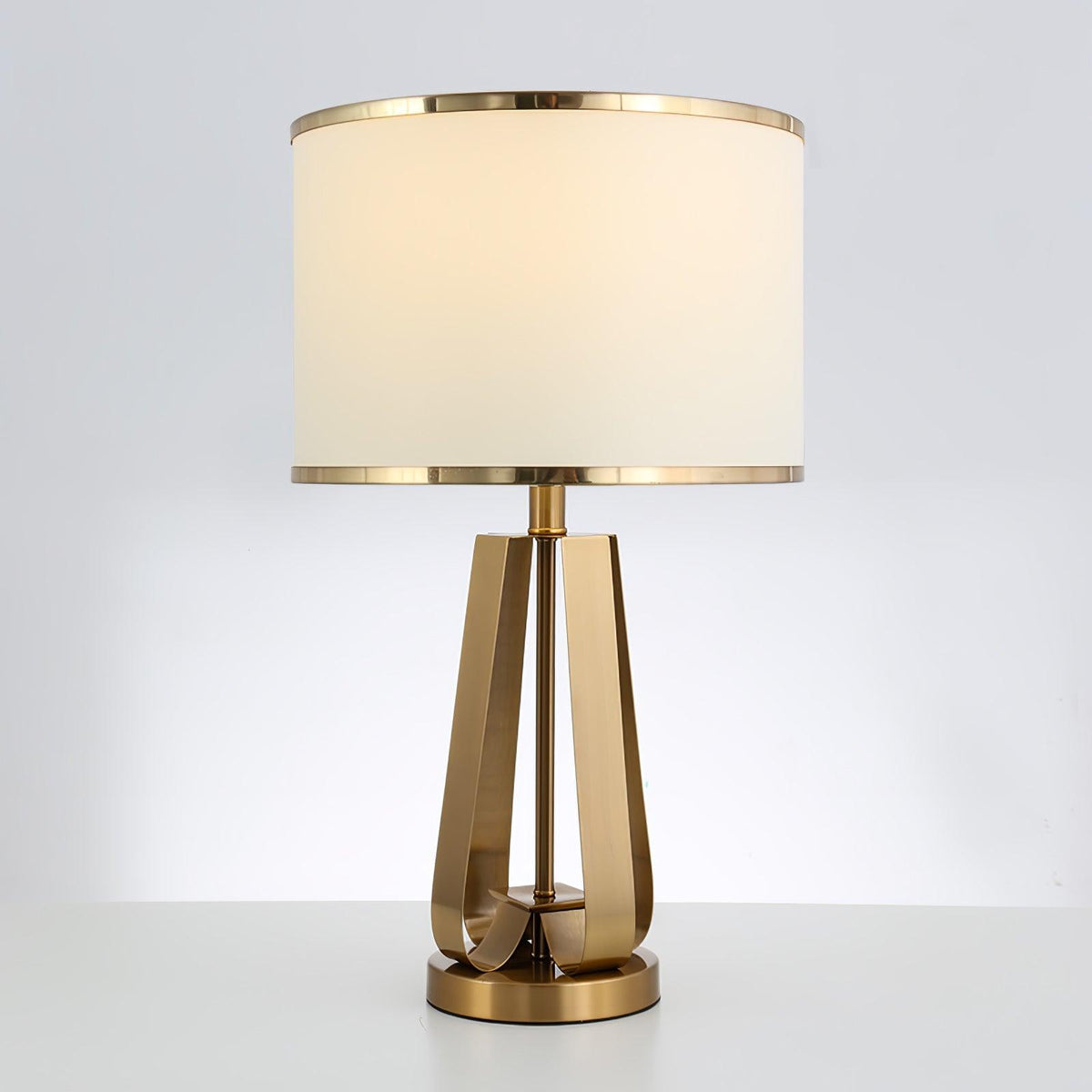 Linorira luxe stof tafellamp in goud