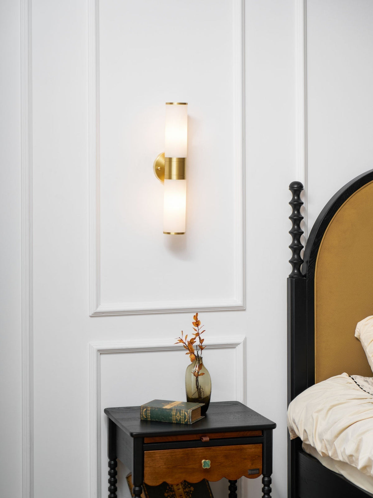Tira Minimalistische wandlamp van albast
