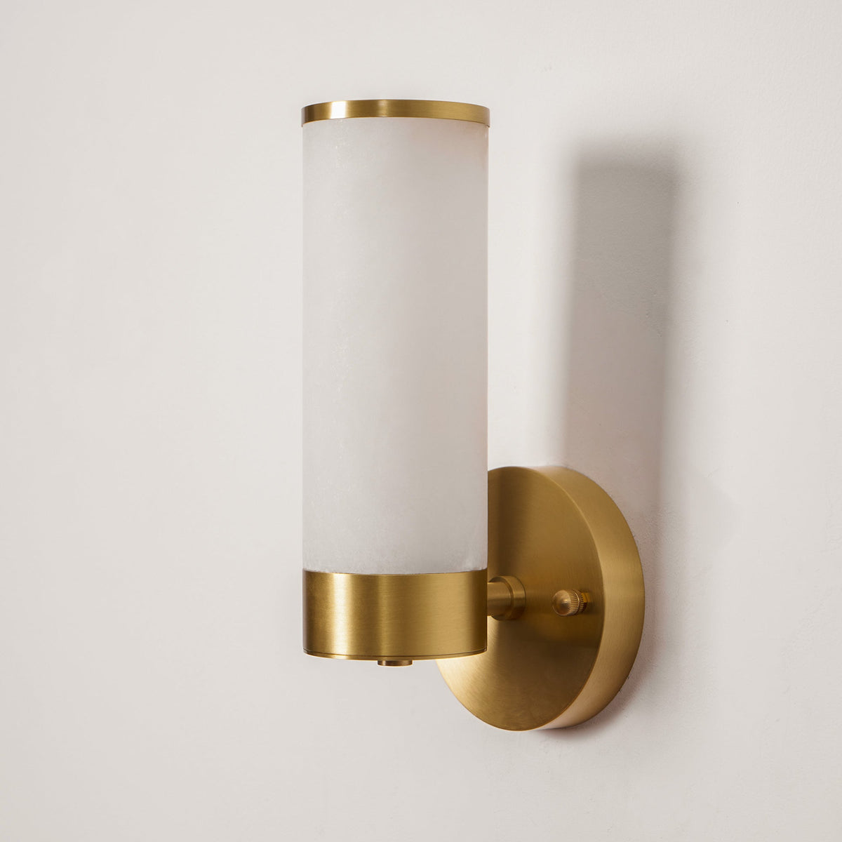 Olvynis wandlamp