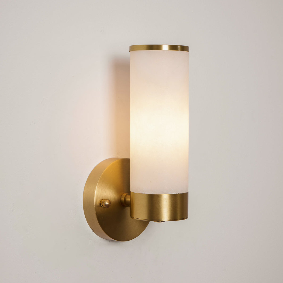 Olvynis wandlamp