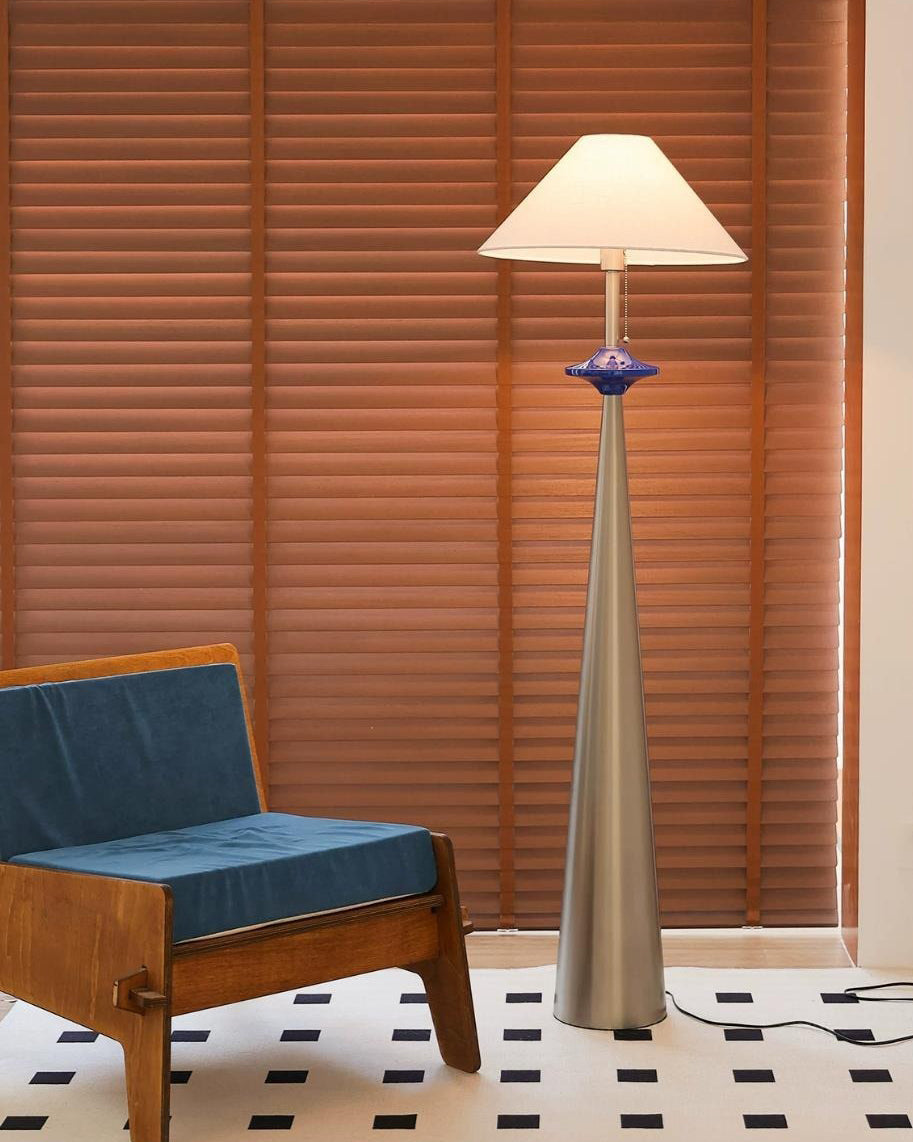 Teriirina vloerlamp
