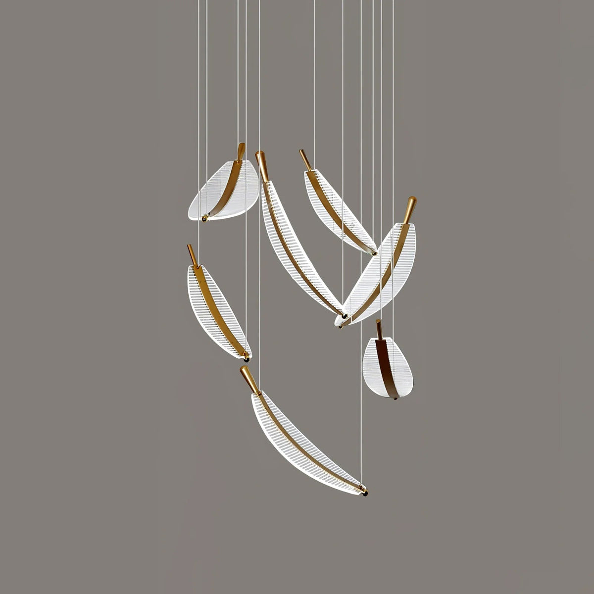 Kuo Kroonluchter Leaf Acryl Goud Elegante Moderne