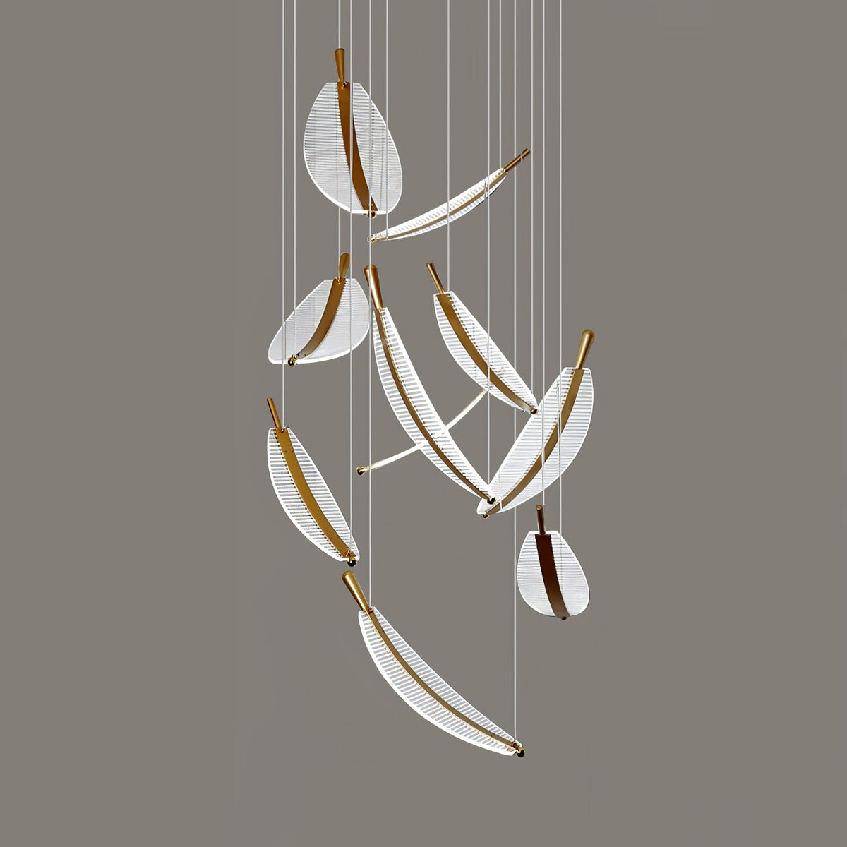 Kuo Kroonluchter Leaf Acryl Goud Elegante Moderne