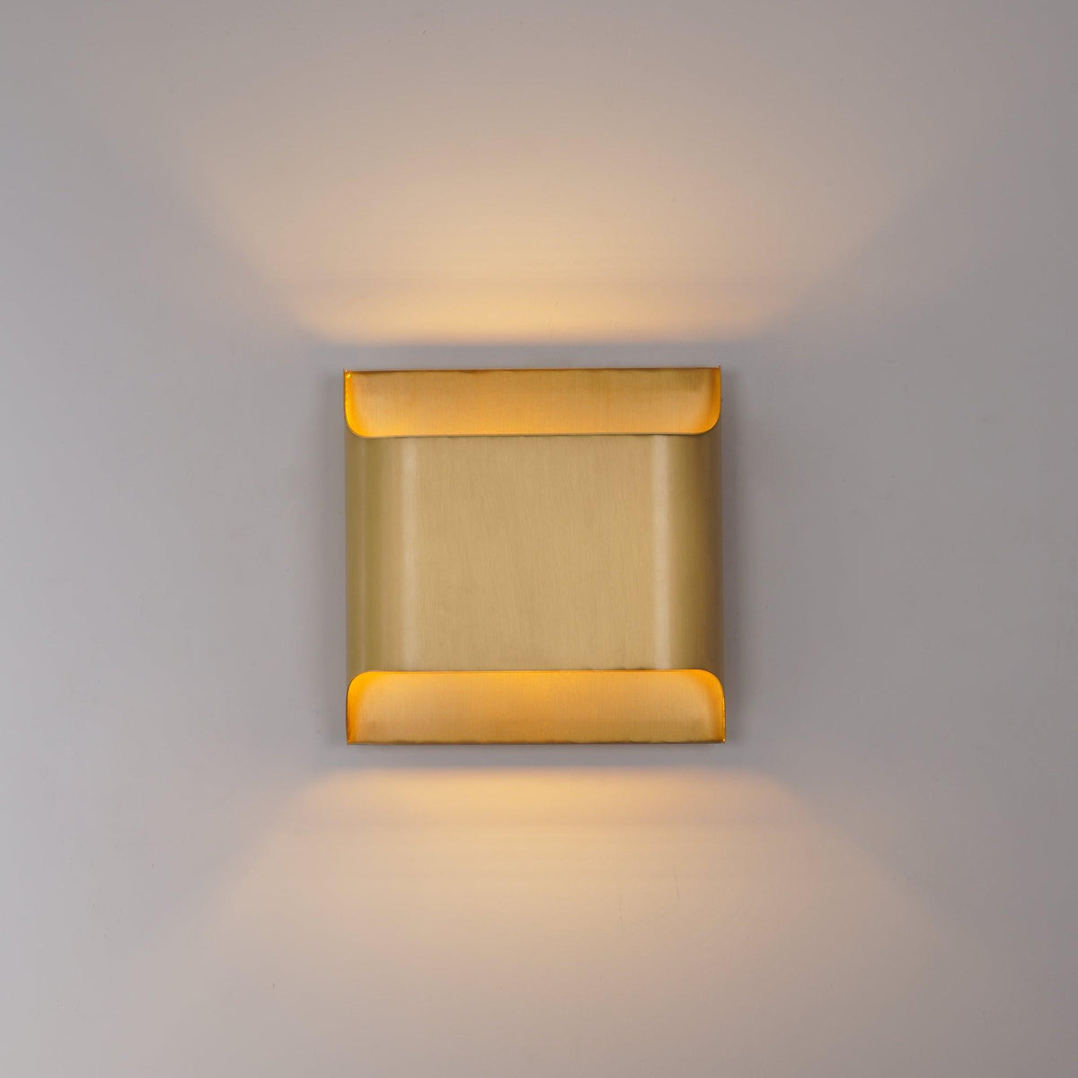 Hardy wandlamp van messing