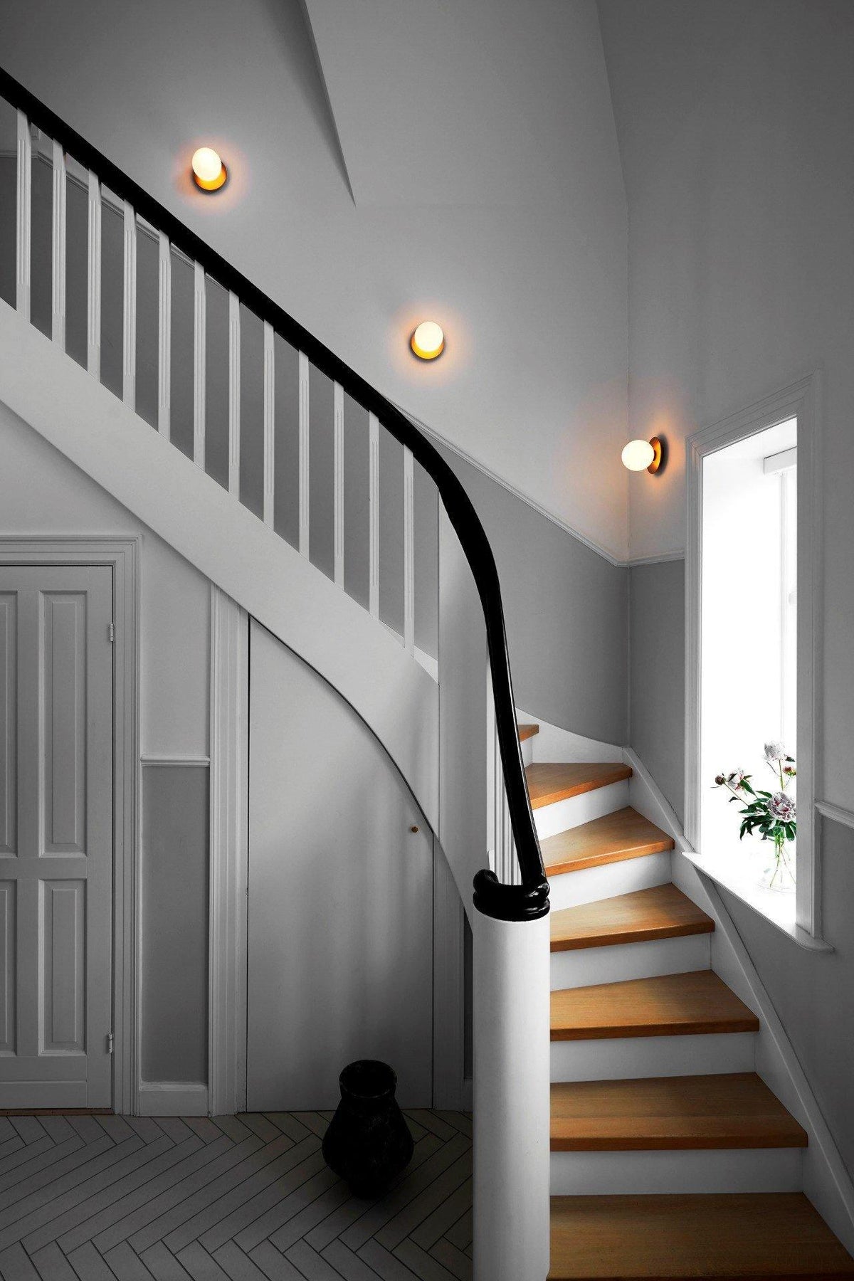 Nifte wandlamp Ronde Schijf Mondblaasglas Minimalistisch met bolvormige kap