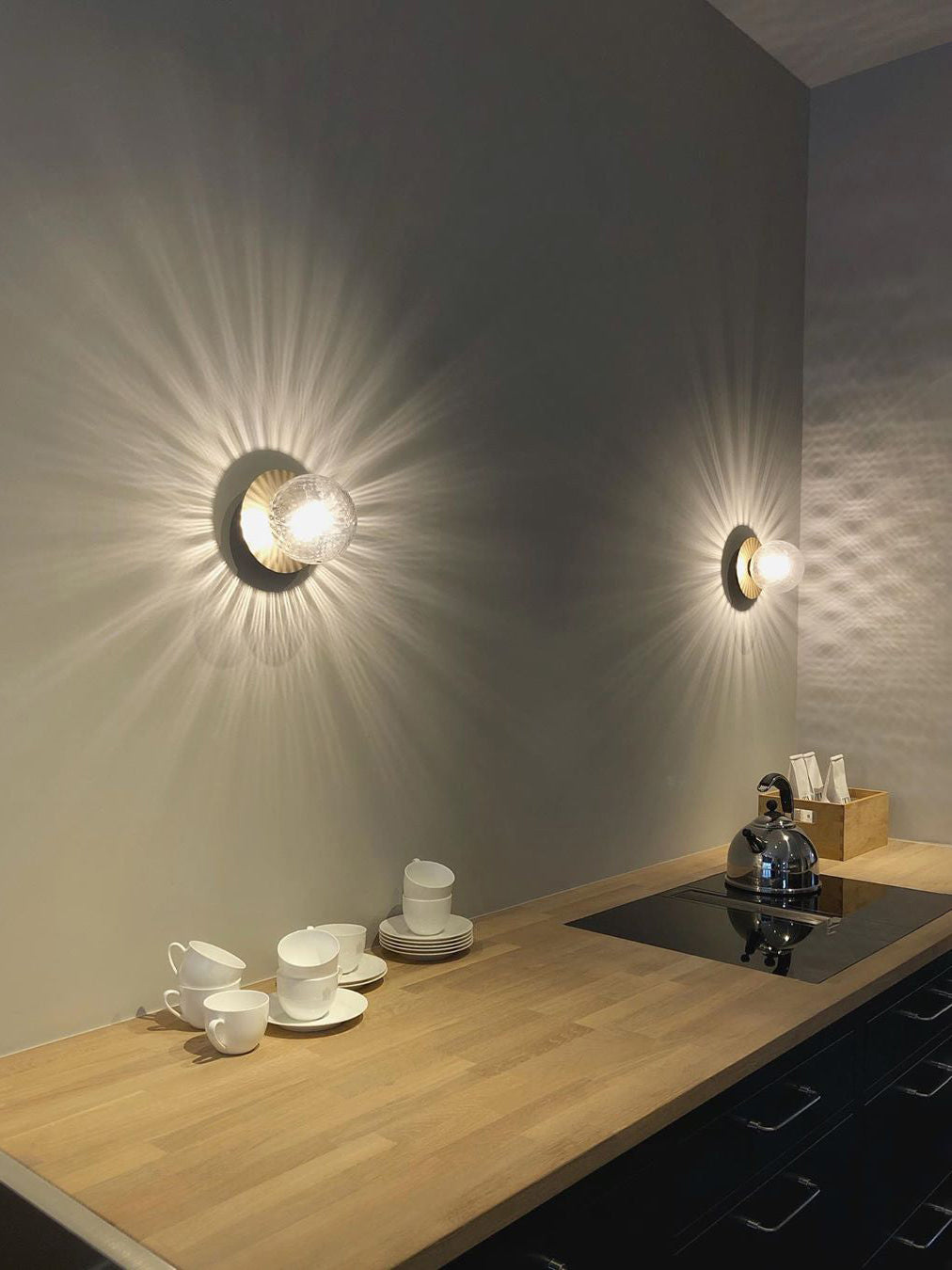 Nifte wandlamp Ronde Schijf Mondblaasglas Minimalistisch met bolvormige kap