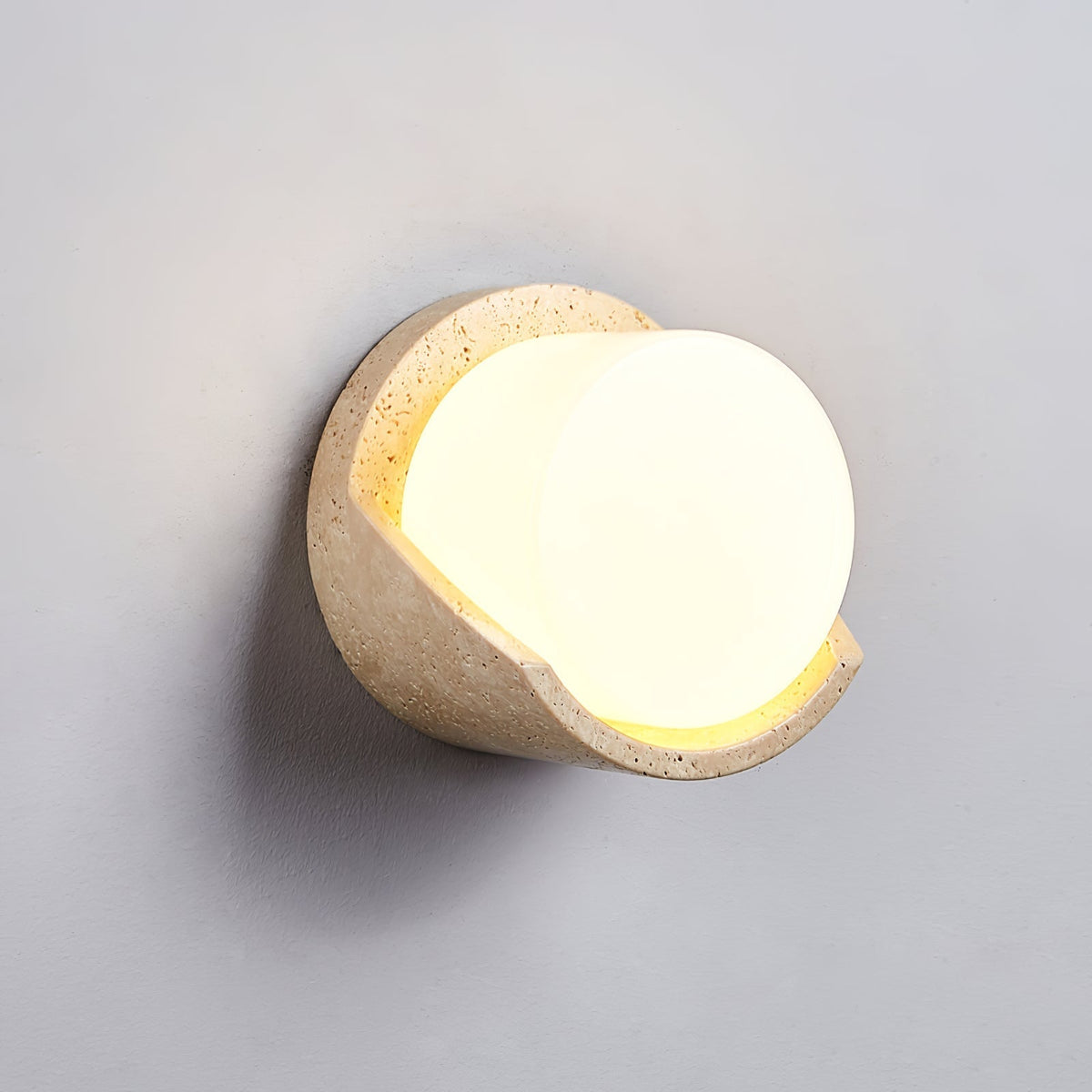 Quendis Geel travertin wandlamp