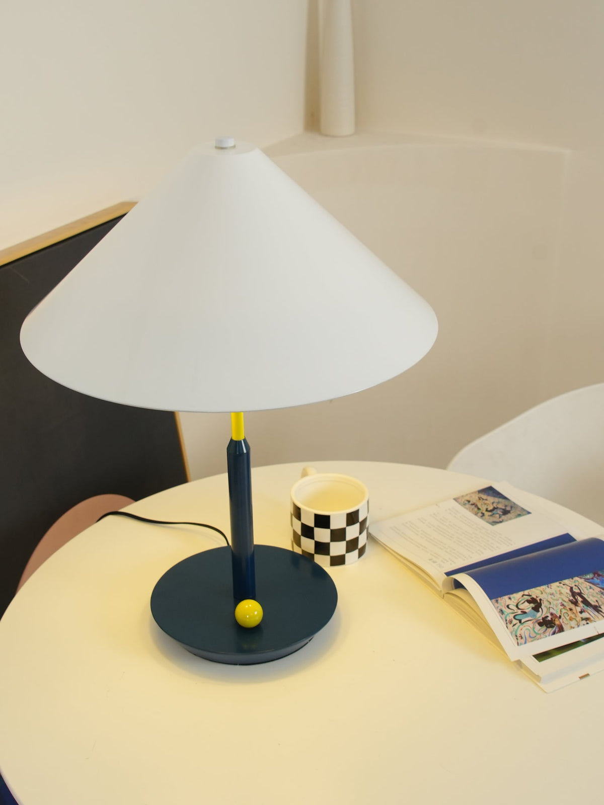 Liorinina moderne tafellamp