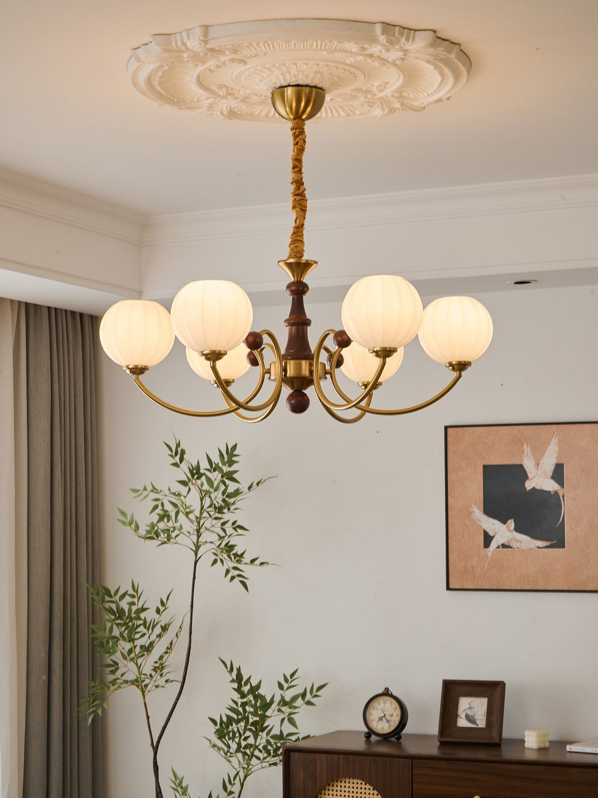 Omirara Traditionele Elegantie Vintage Houten Kroonluchter