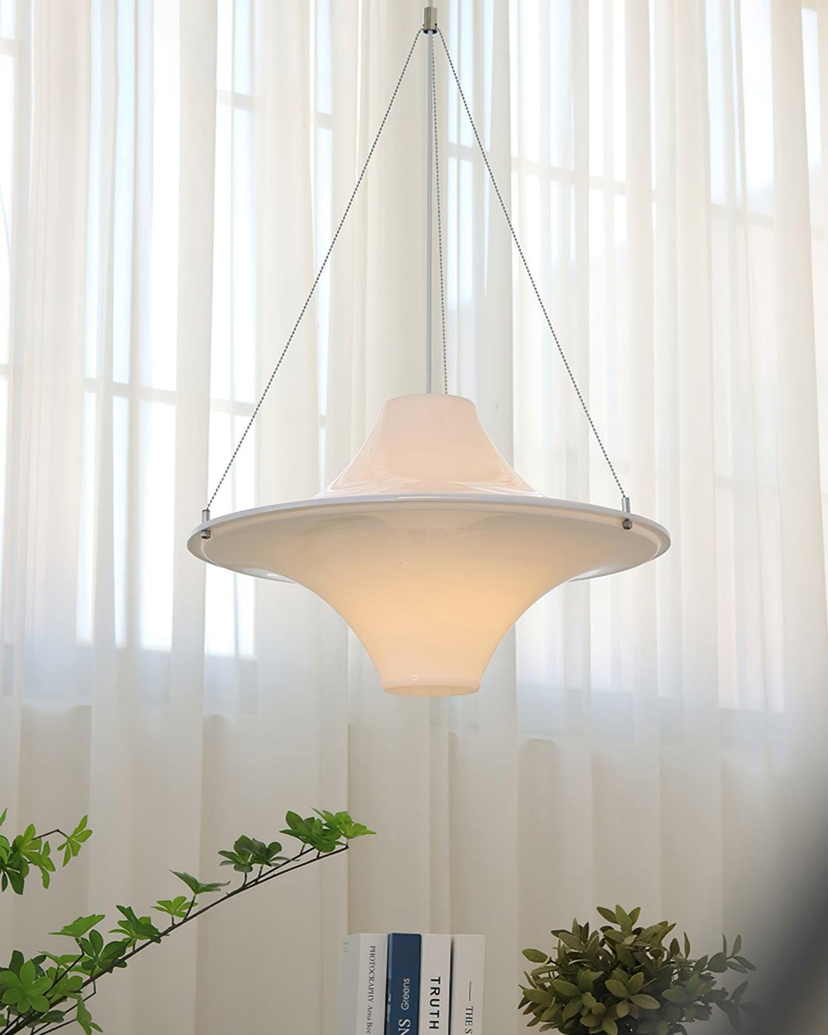 Dali hanglamp acryl UFO-vorm voor moderne woonkamer