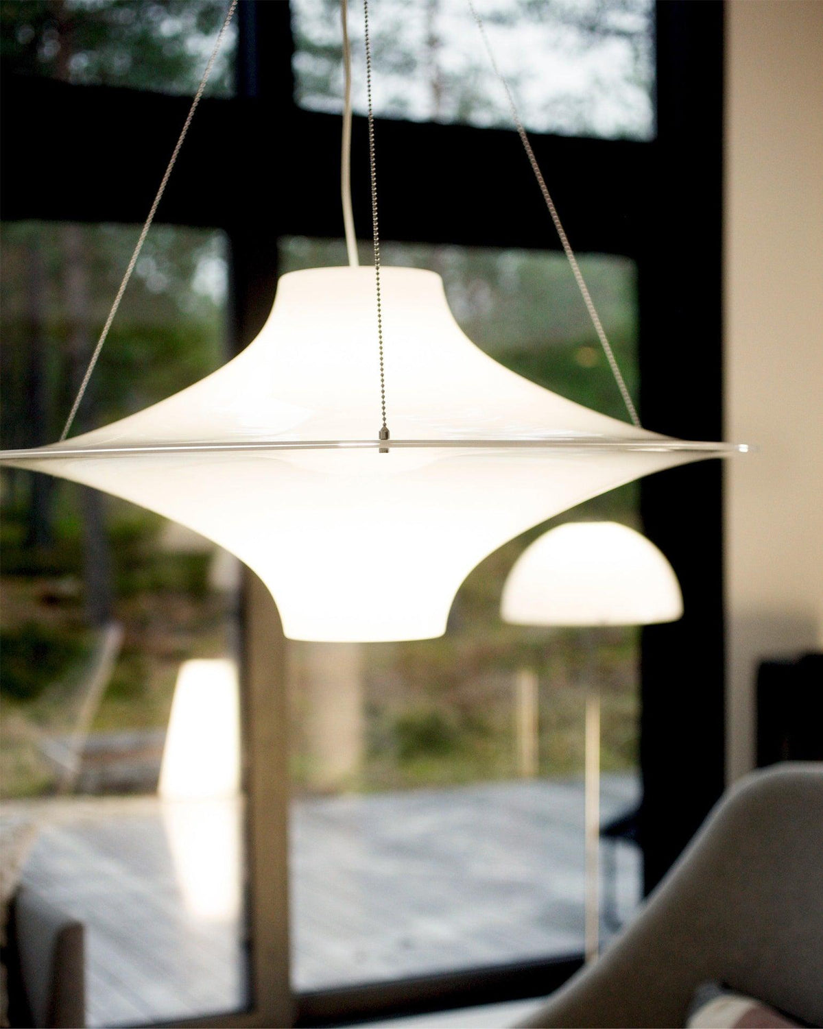 Dali hanglamp acryl UFO-vorm voor moderne woonkamer