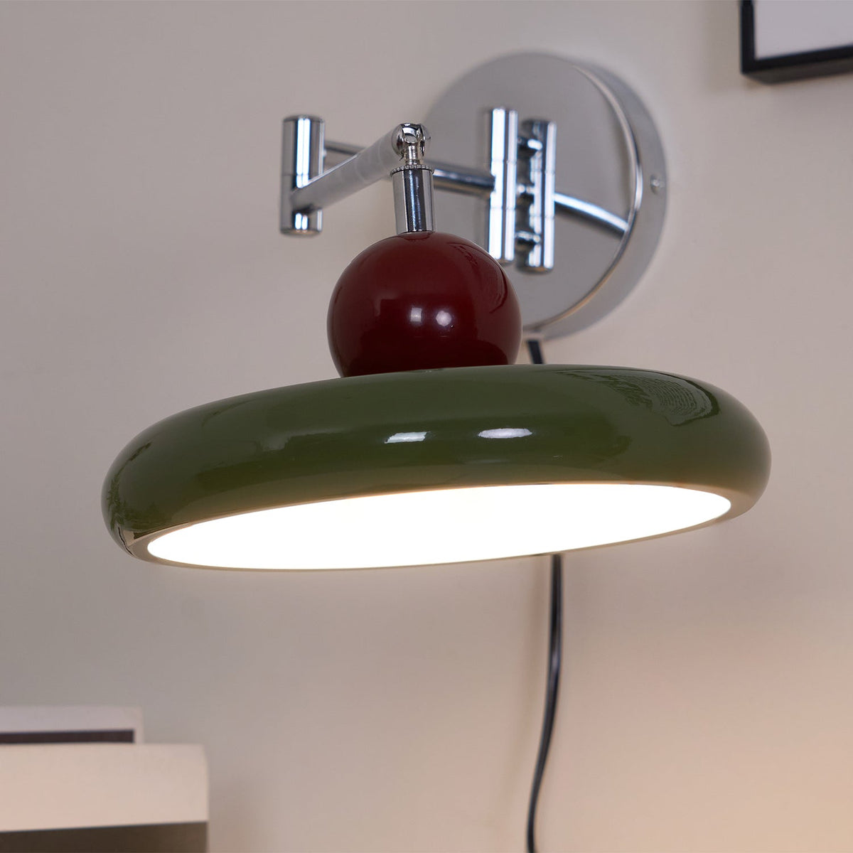 Selenina met stekker wandlamp