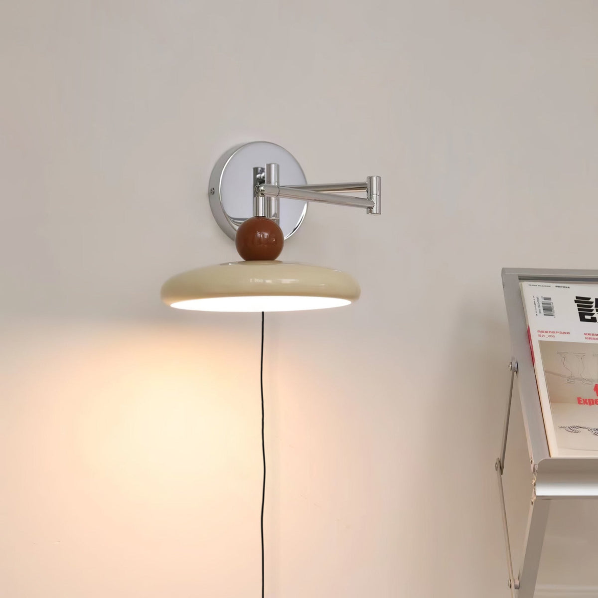 Selenina met stekker wandlamp