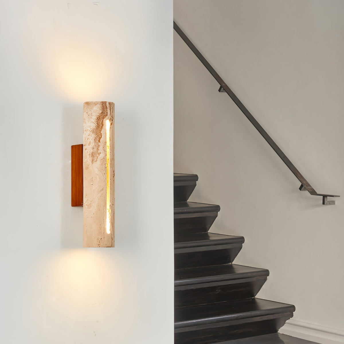 Nissa travertin wandlamp
