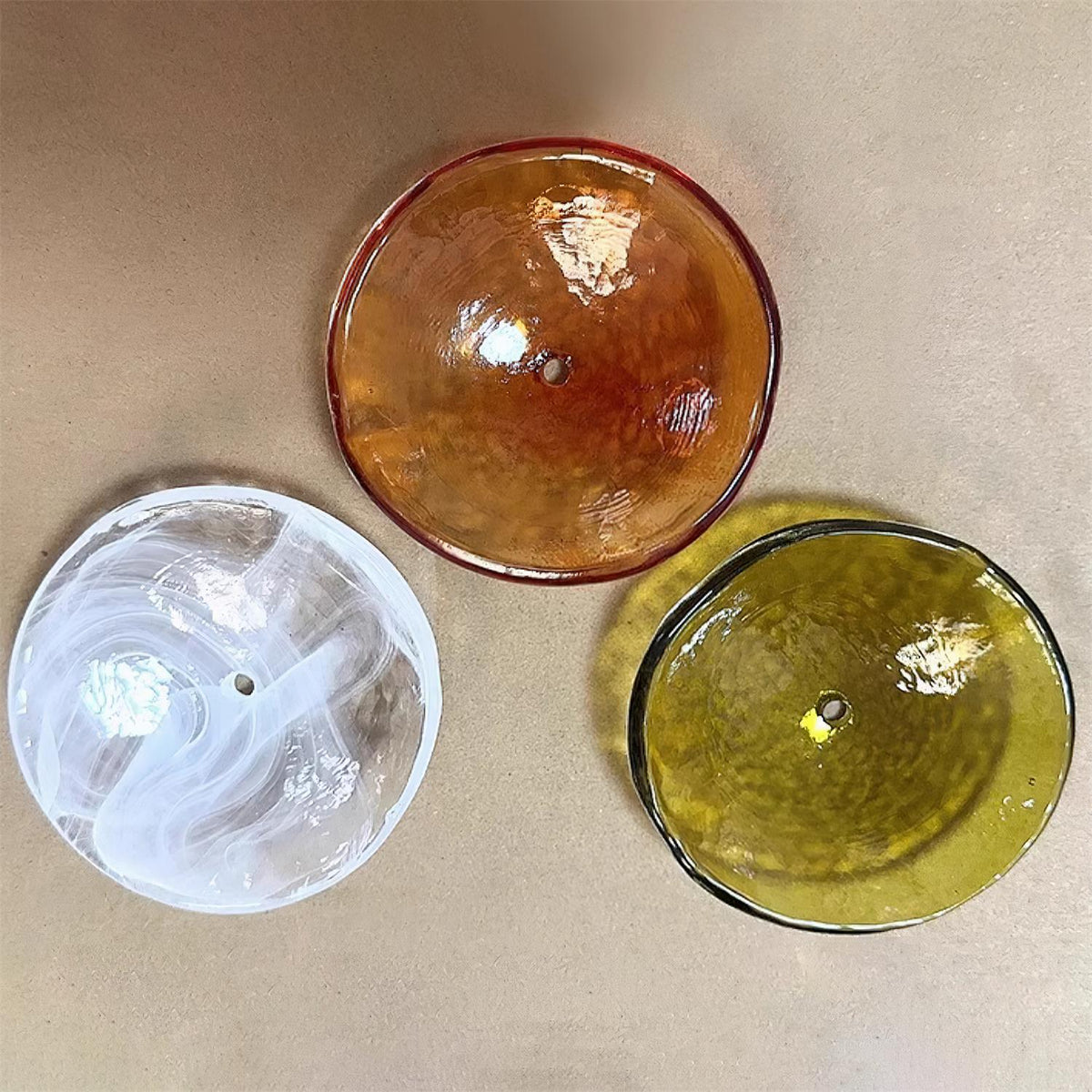 Selvora kroonluchter amber glas schijf elegant goud
