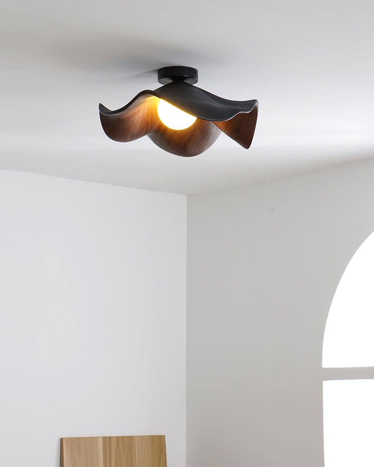 Belenor plafondlamp Lotus Leaf met witte afwerking en hout