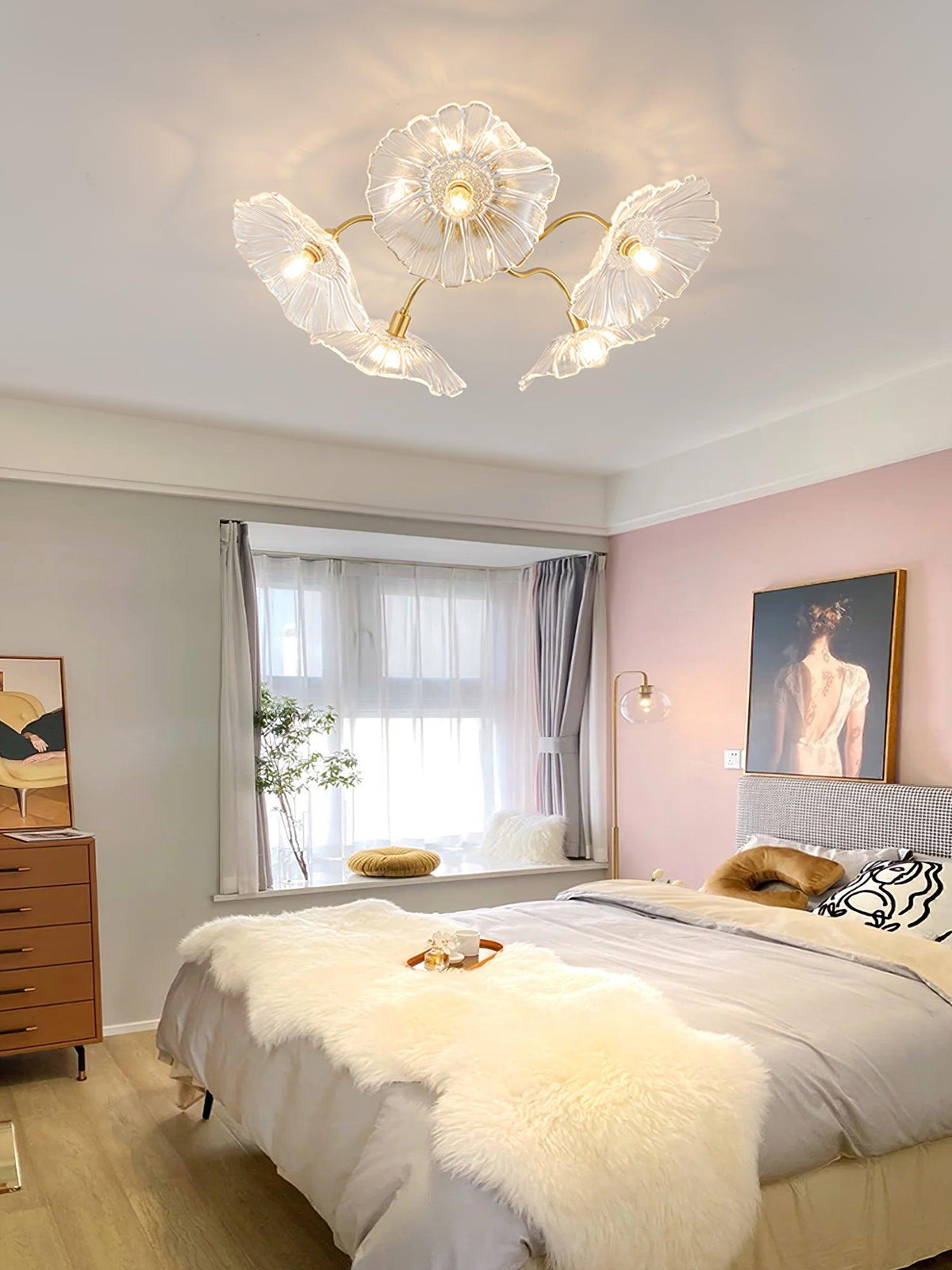 Lioruina messing plafondlamp van glas met bladglas en goudkleurige afwerking