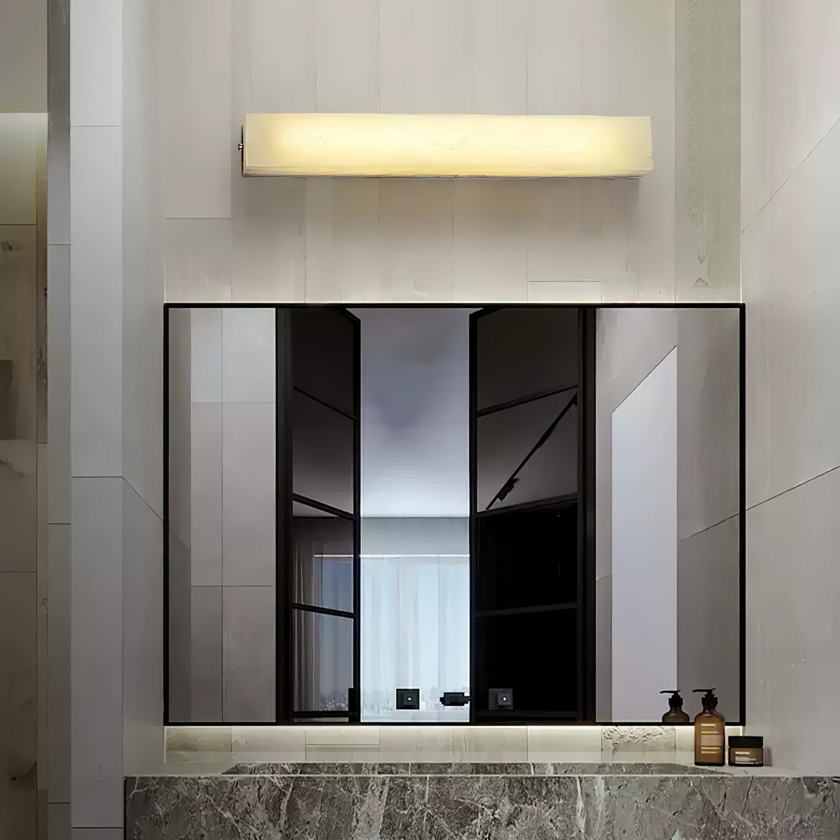 Alborella cilindrische wandlamp van albast