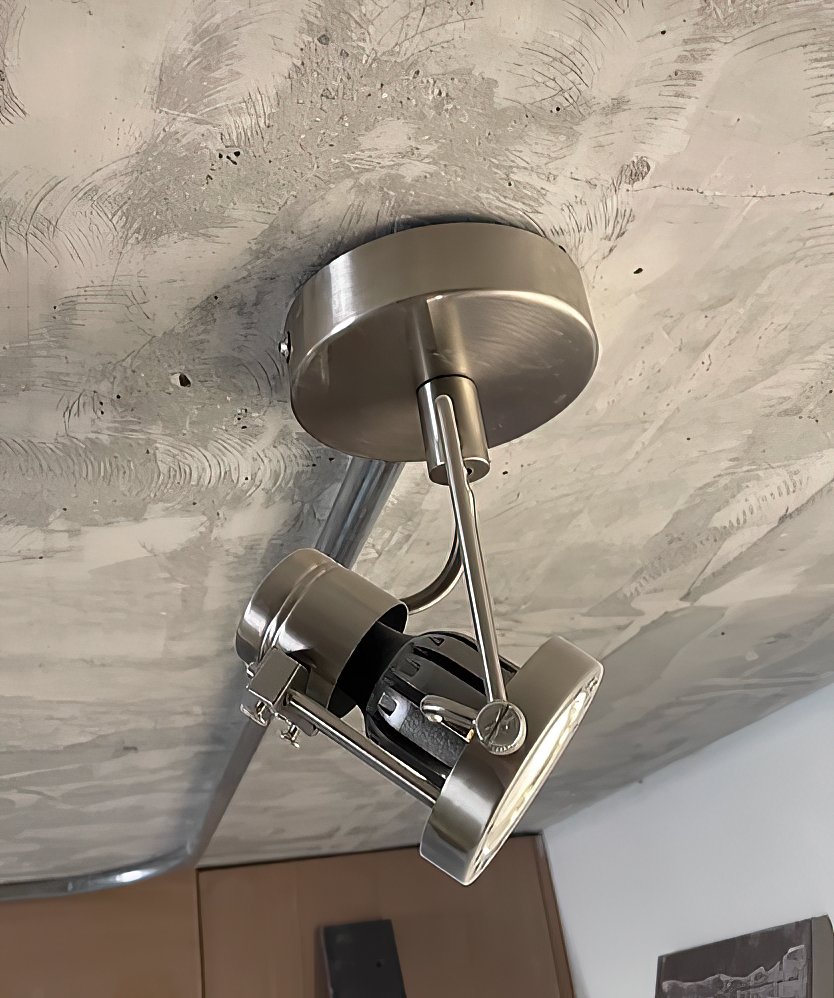 Torven plafondlamp nikkel lampenkap minimalistisch spotlicht woonkamer