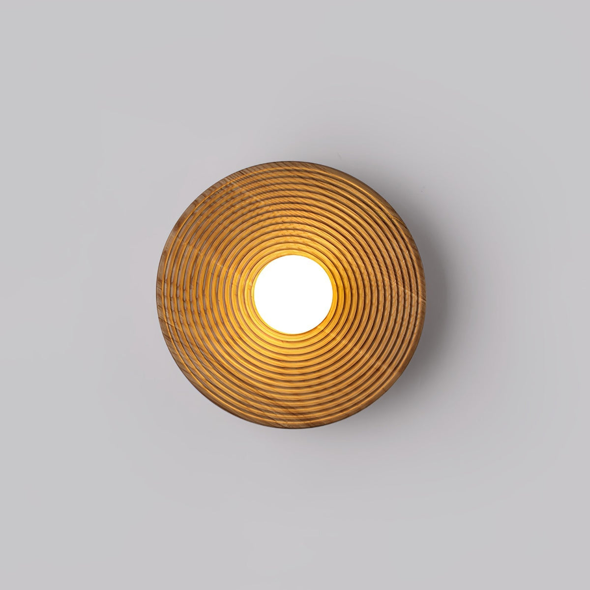 Aldenise Noordse kunst Contour wandlamp van walnoothout