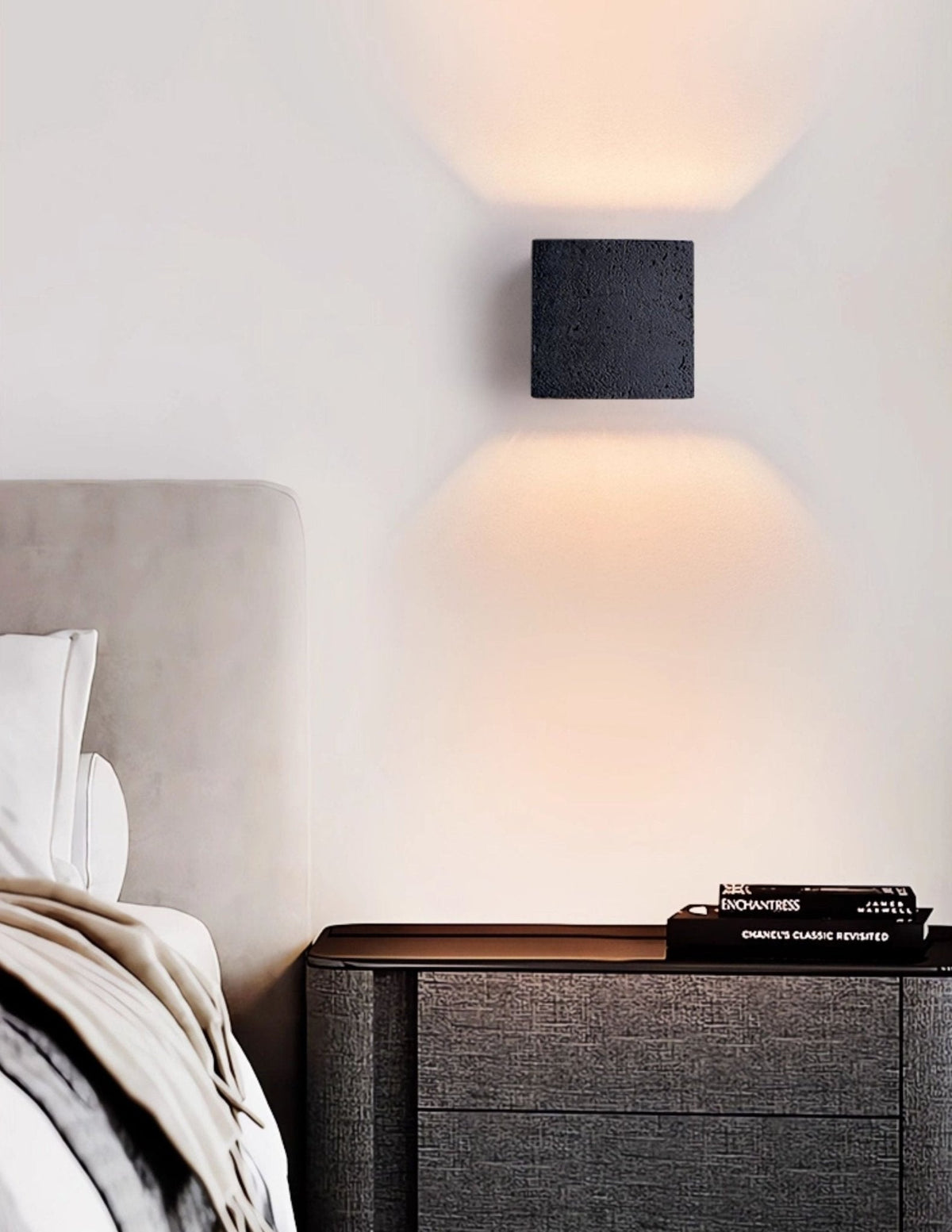 Teriarira Void Cube wandlamp