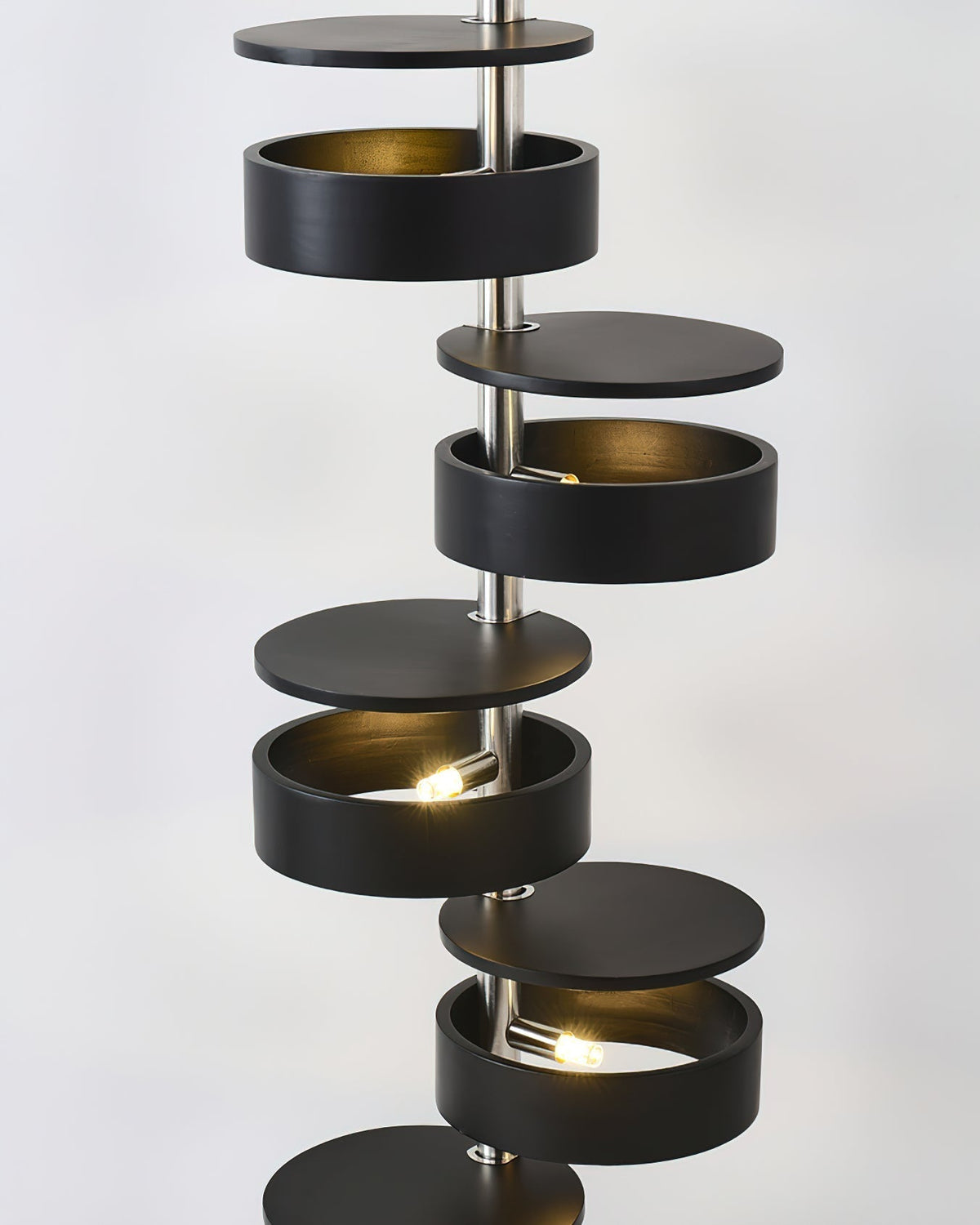 Lynix houten vloerlamp